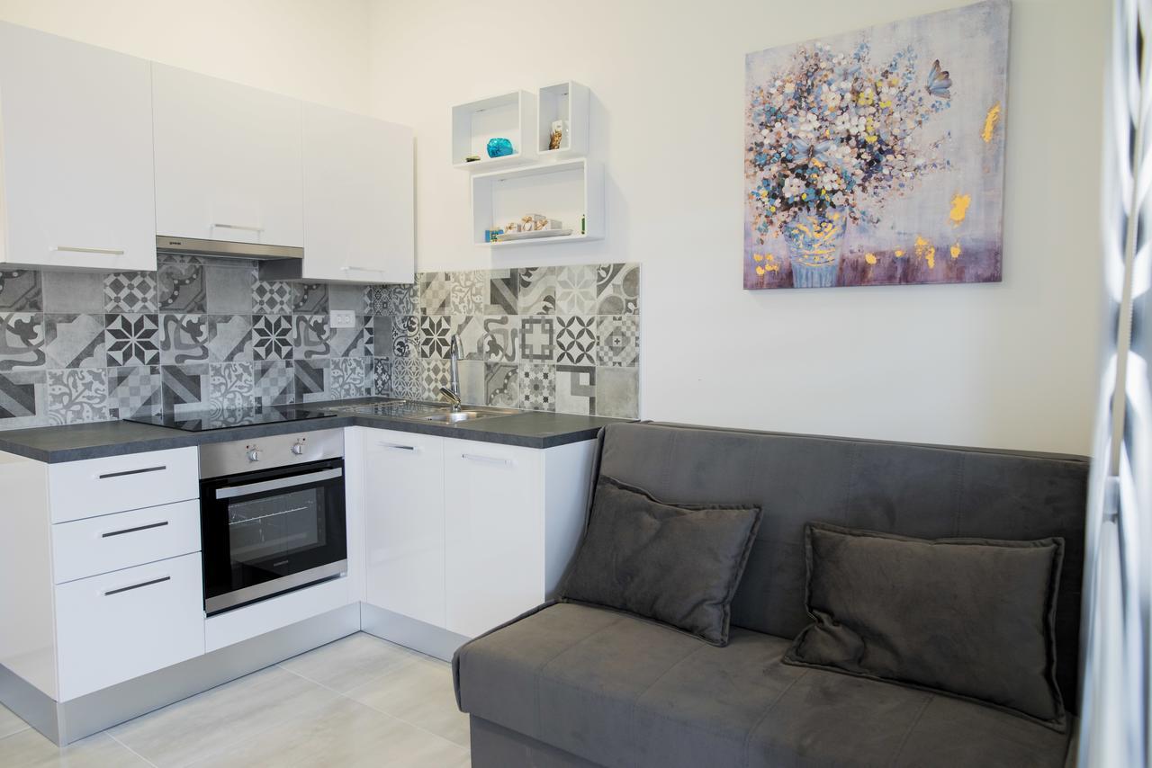 Lct Blue Lions Apartments Podstrana Luaran gambar